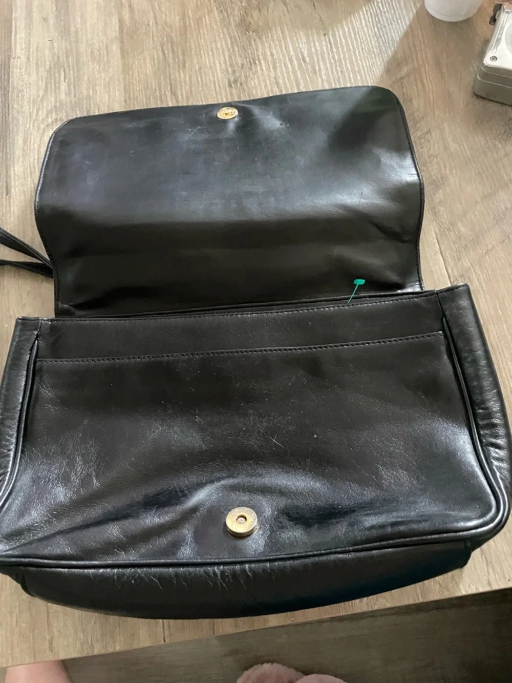 Vintage Valerie Stephans soft black leather w faux croc trim 2 way carry Satchel
